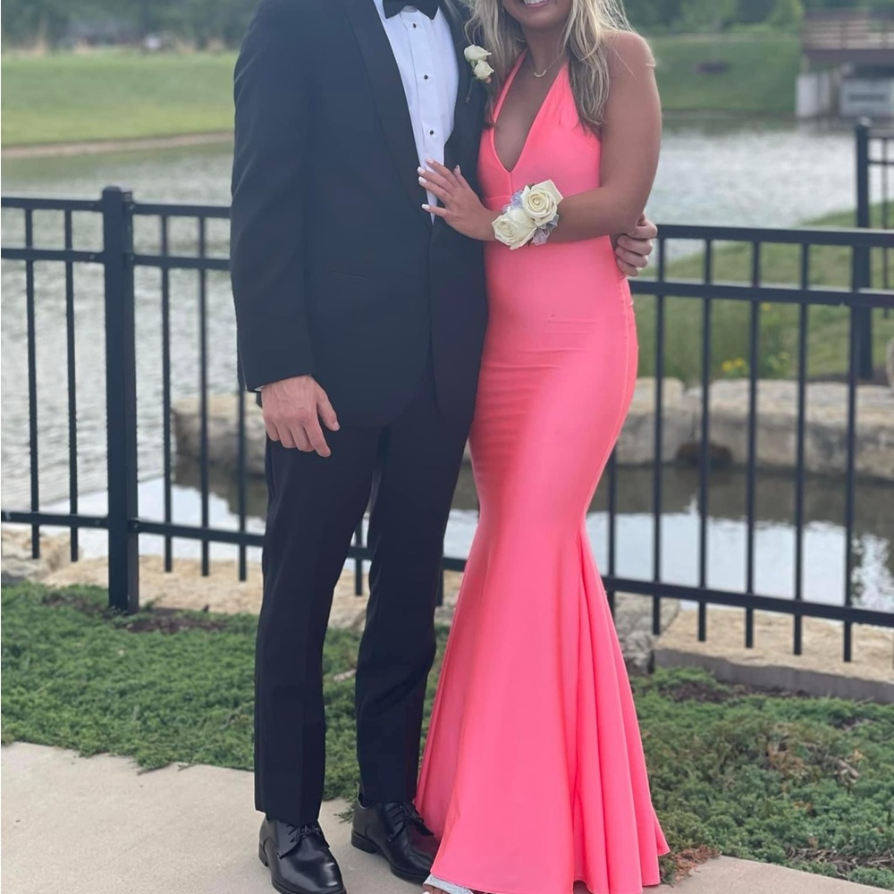 Elegant Halter Neck Mermaid Prom Dress in Coral Pink